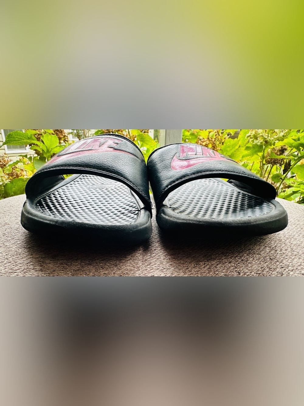 Nike Black Slides with Pink Swoosh and Logo* Nike Benassi JDI Slides*WMN’S Sz~7 - Picture 4 of 8